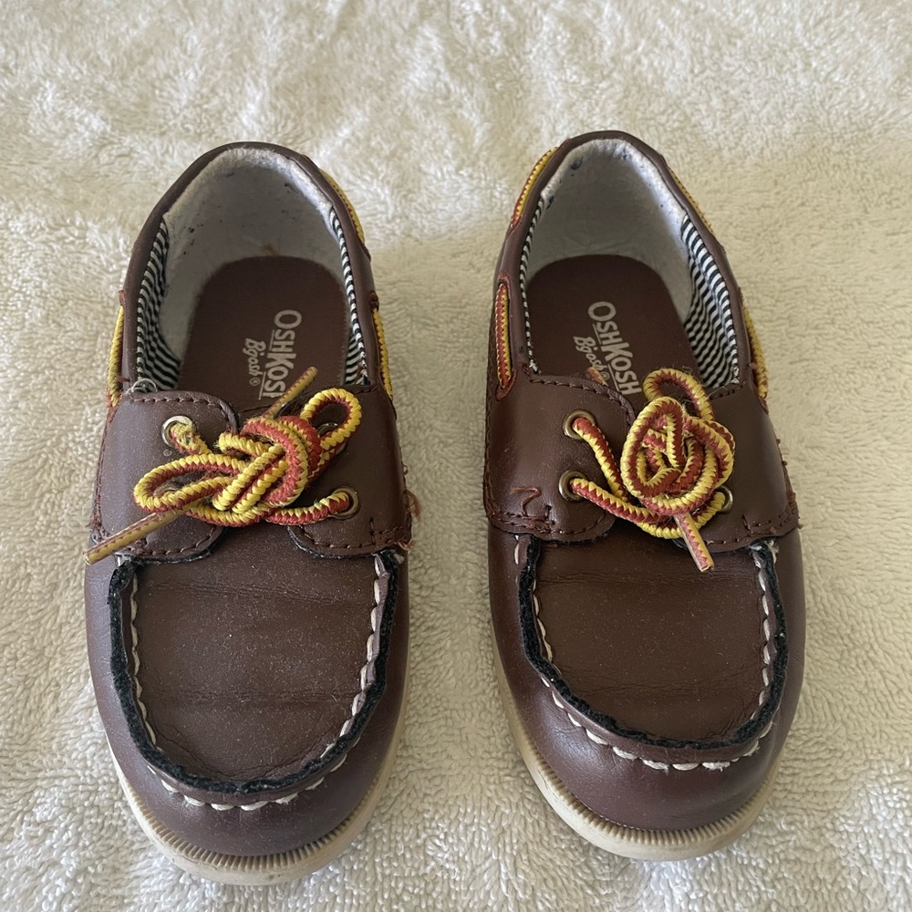 OshKosh B'gosh Brown Boat Shoes